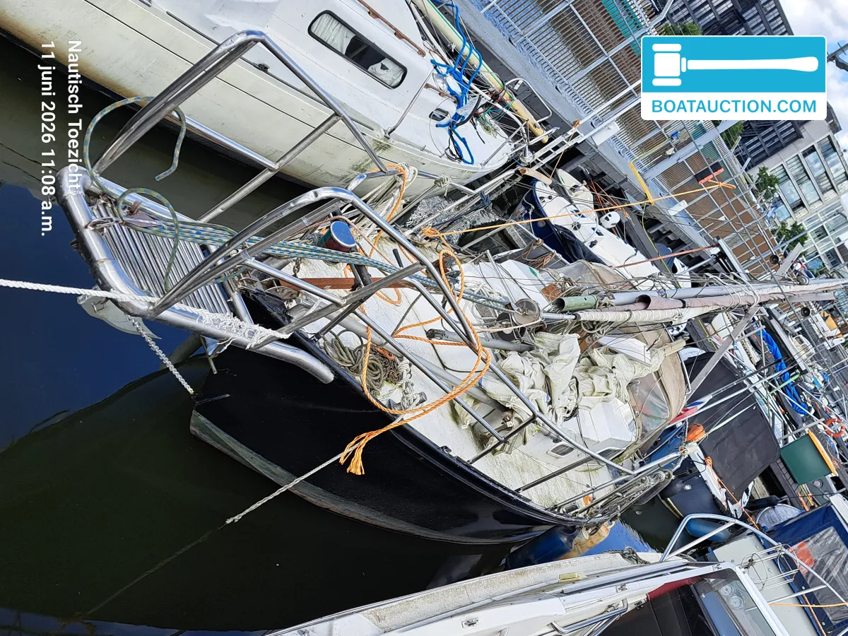 Kajuitzeilboot 860 de segunda mano en venta