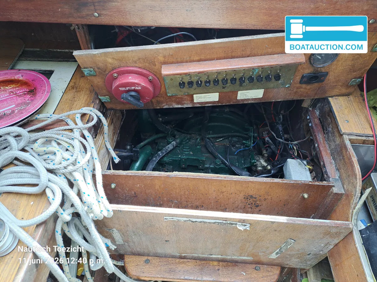 Kajuitzeilboot 820 de segunda mano en venta