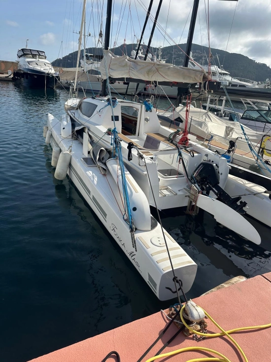 Alubat TriCat 30 de segunda mano en venta