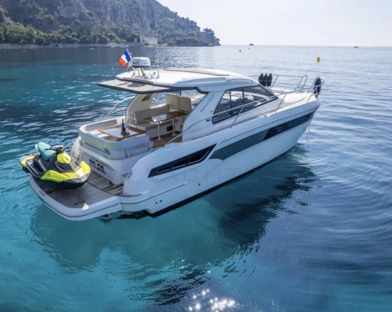 Bavaria Yachts 40 Sport HT usado à venda