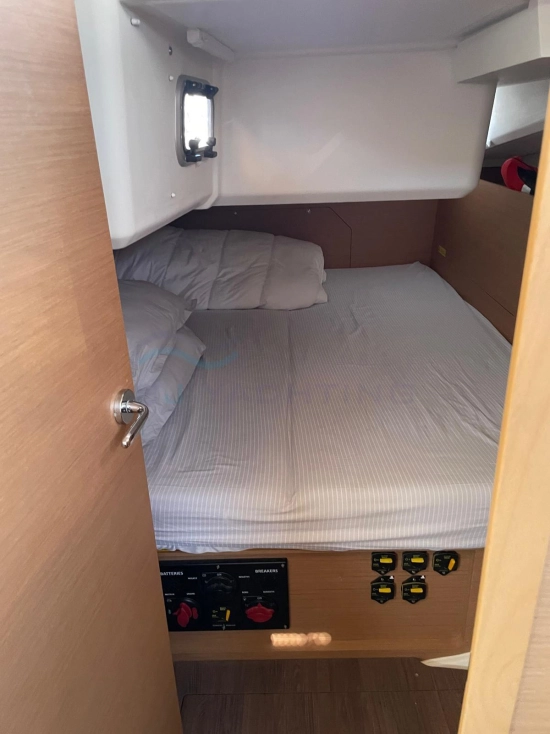 Jeanneau Sun Odyssey 440 usado à venda