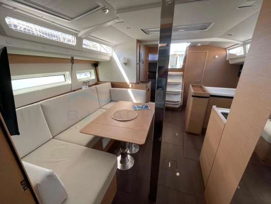 Jeanneau Sun Odyssey 440 usado à venda