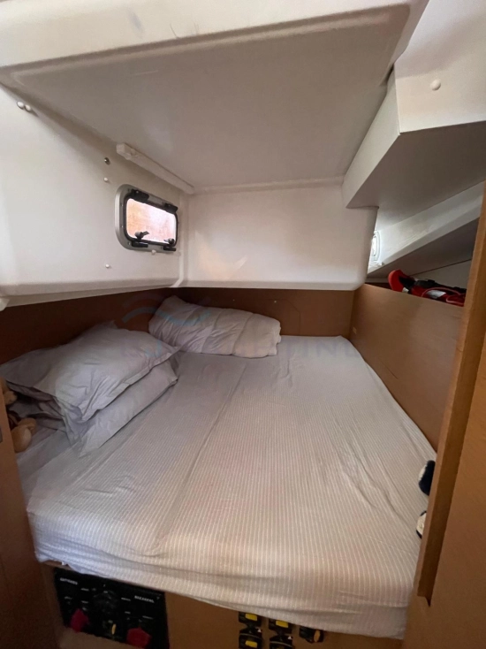 Jeanneau Sun Odyssey 440 usado à venda