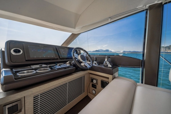 Prestige 520 Fly usata in vendita