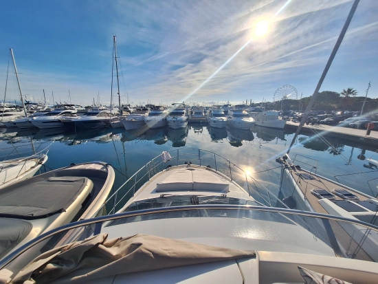 Azimut 47 usata in vendita