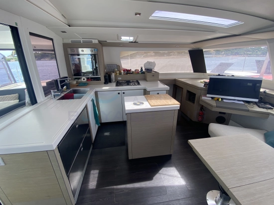 Fountaine Pajot Saona 47 usado à venda
