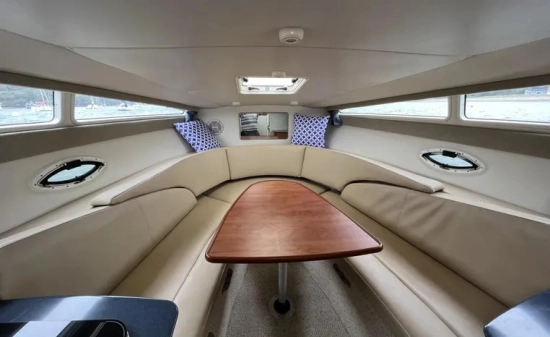 Bayliner 2655 Ciera Sunbridge usado à venda