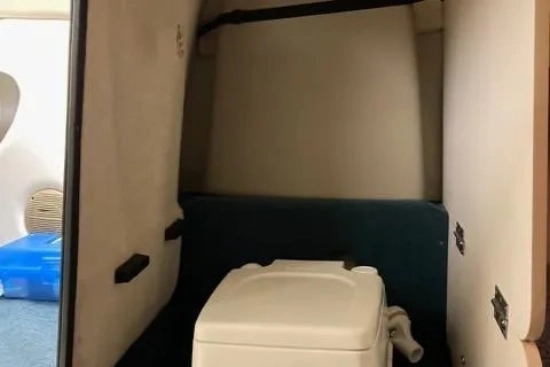 Bayliner 2352 Capri DX LX usata in vendita