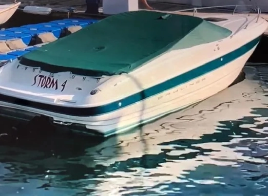 Bayliner 2352 Capri DX LX usata in vendita