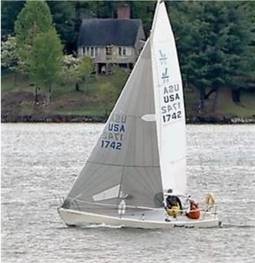 J 24 usata in vendita