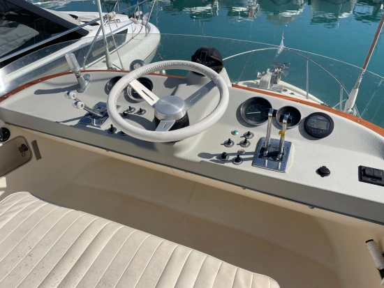 Riva Betram Sport Fish 25 usado à venda