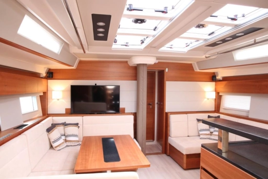 Hanse 588 de segunda mano en venta
