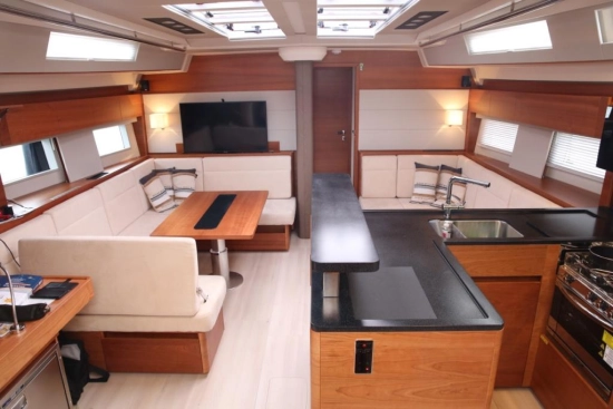 Hanse 588 de segunda mano en venta
