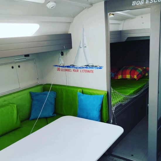 KRITER V SAIL RACER usado à venda