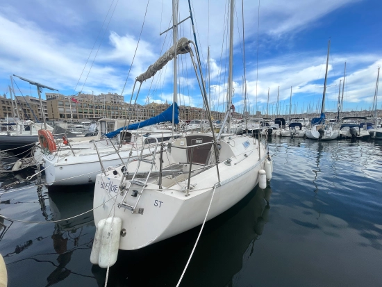 Beneteau First 28 usado à venda