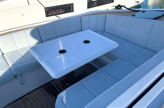 Aventura Yachts 38 Sc de segunda mano en venta