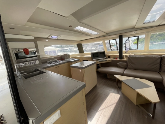Fountaine Pajot Saona 47 usata in vendita
