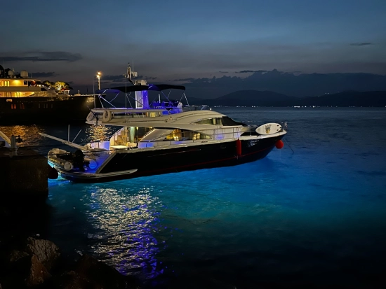 Fairline Squadron 58 usado à venda