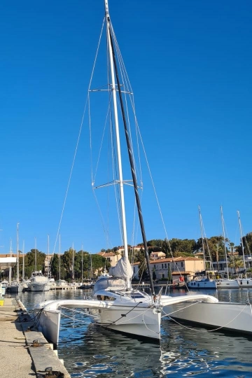Dragonfly 32 Supreme Avec Place usado à venda