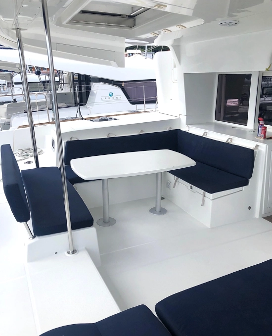 Lagoon 450 usata in vendita
