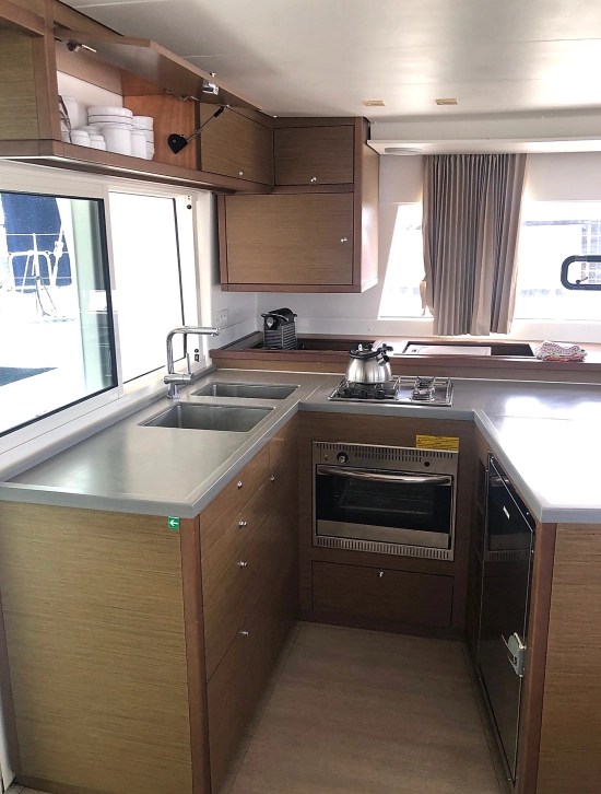 Lagoon 450 usata in vendita