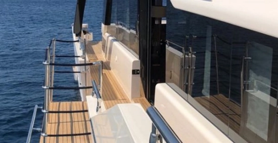 Cayman Yachts F920 de segunda mano en venta