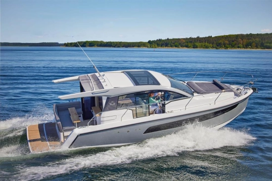 Sealine C335 nuevo en venta