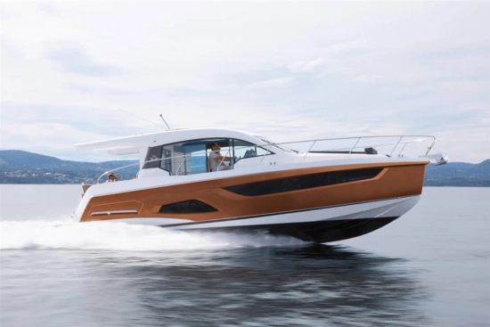 Sealine C390 nuova in vendita