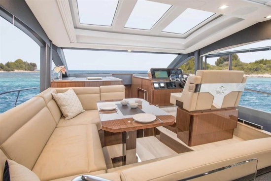Sealine C430 nuevo en venta