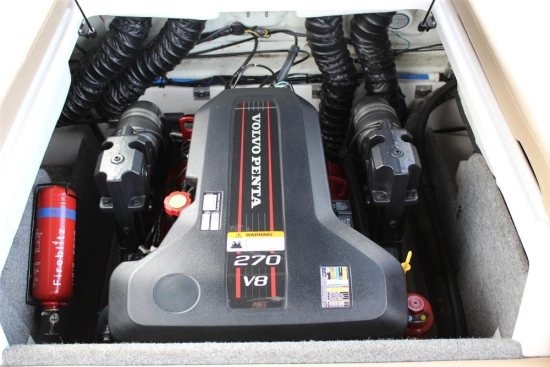 Four Winns 215 de segunda mano en venta