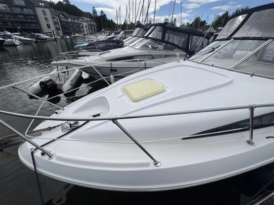 Bayliner 2655 Ciera usata in vendita