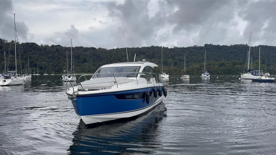Sealine C335 de segunda mano en venta