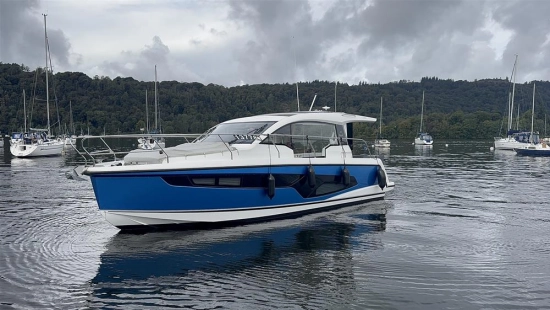 Sealine C335 de segunda mano en venta