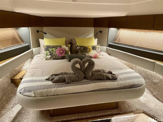 Bavaria Yachts R55 usado à venda
