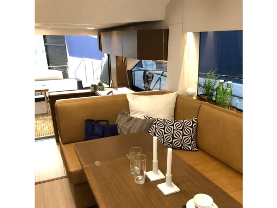 Bavaria Yachts R55 usado à venda
