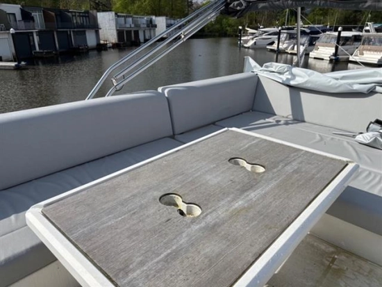 Sealine F42 de segunda mano en venta