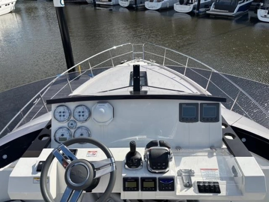 Sealine F42 de segunda mano en venta