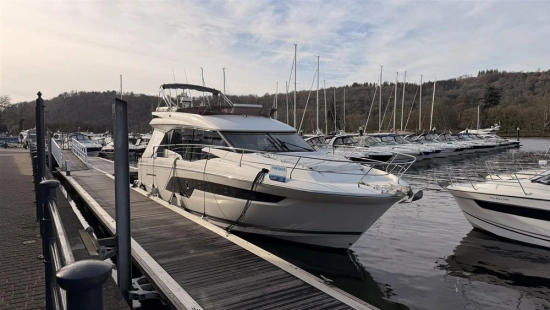 Jeanneau Prestige 520 Flybridge de segunda mano en venta