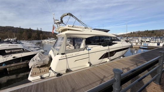 Jeanneau Prestige 520 Flybridge de segunda mano en venta
