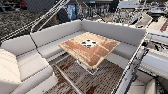 Jeanneau Prestige 520 Flybridge de segunda mano en venta