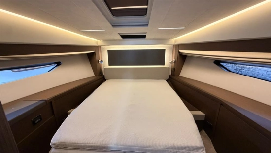 Jeanneau Prestige 520 Flybridge de segunda mano en venta