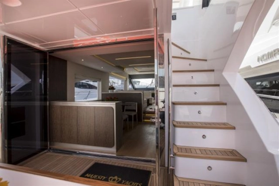 Majesty 62 nuova in vendita