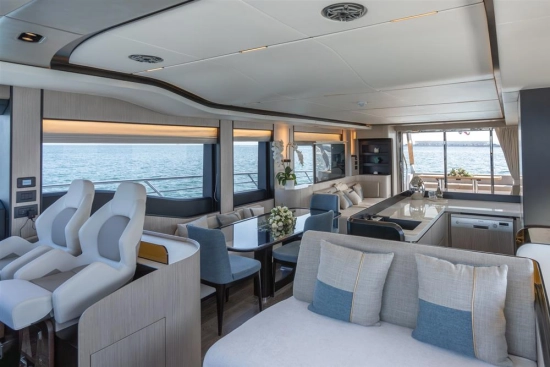 Majesty 72 nuova in vendita