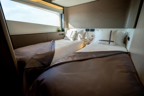 Majesty 72 nuova in vendita
