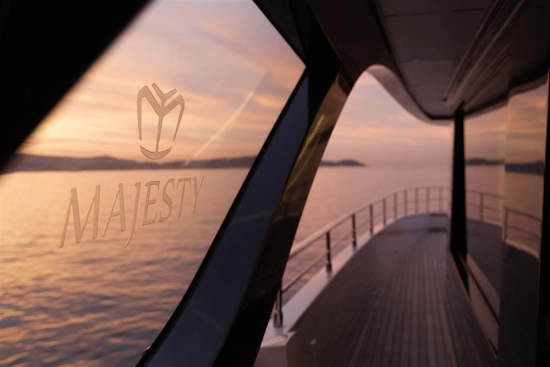 Majesty 100 Terrace nuevo en venta