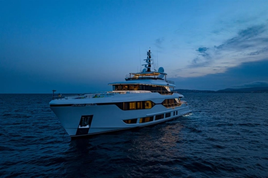Majesty 120 novos à venda