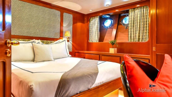 Perini Navi 46 m usado à venda