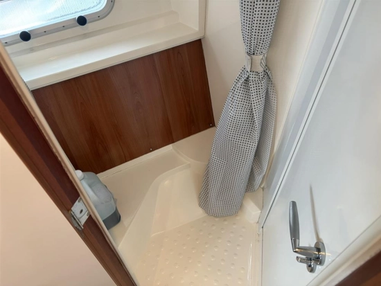 Sealine S38 usado à venda