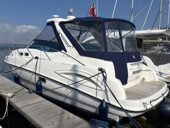 Sealine S38 usado à venda