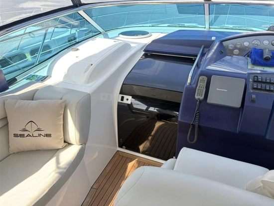Sealine S38 usado à venda